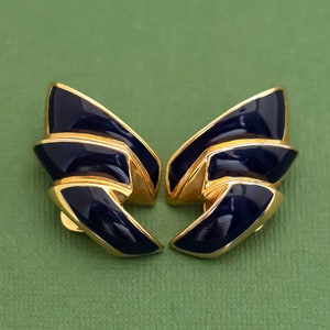 Vintage Gothic Geometric Black Clip On Earrings K13