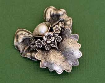 Vintage Silver Tone Art Nouveau Floral Symbolic Brooch by Jane K26