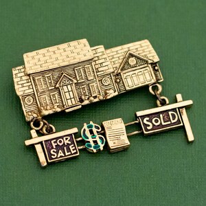 Vintage House For Sale Brooch, K26