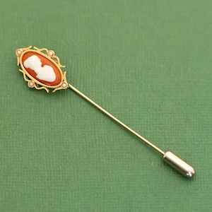Vintage Victorian Cameo Gold Tone Stickpin by Avon K10