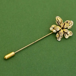 Vintage Art Nouveau Gold Tone Double Floral Stick Pin K27