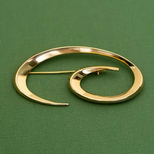 Vintage Mid Century Geometric Gold Tone Brooch K19