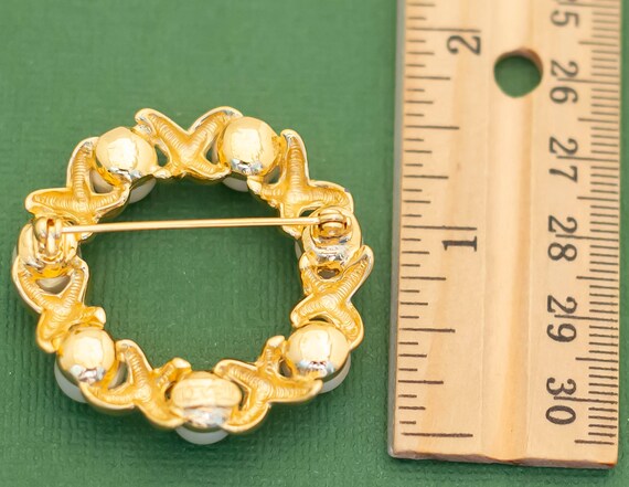 Vintage Victorian Open Circle Gold Tone Pearl Bro… - image 2