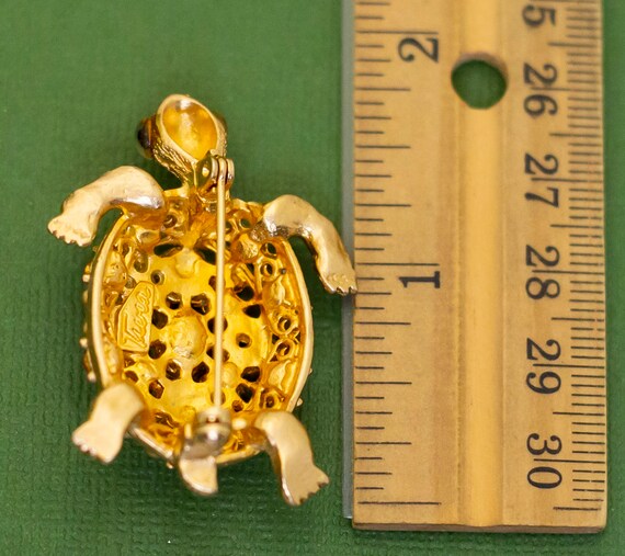 Vintage Golden Turtle Brooch K29 - image 2