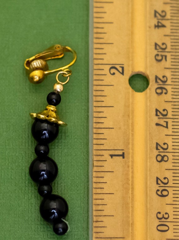 Vintage Black Beads Gold Tone Stylish Dangle Earr… - image 2