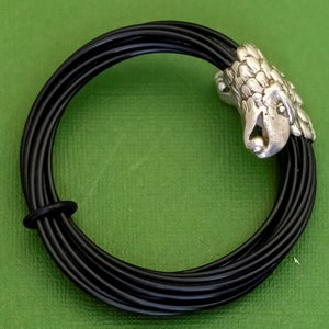 7 inch, Vintage Multi Black Rings Elegant Bangle Bracelet, K34
