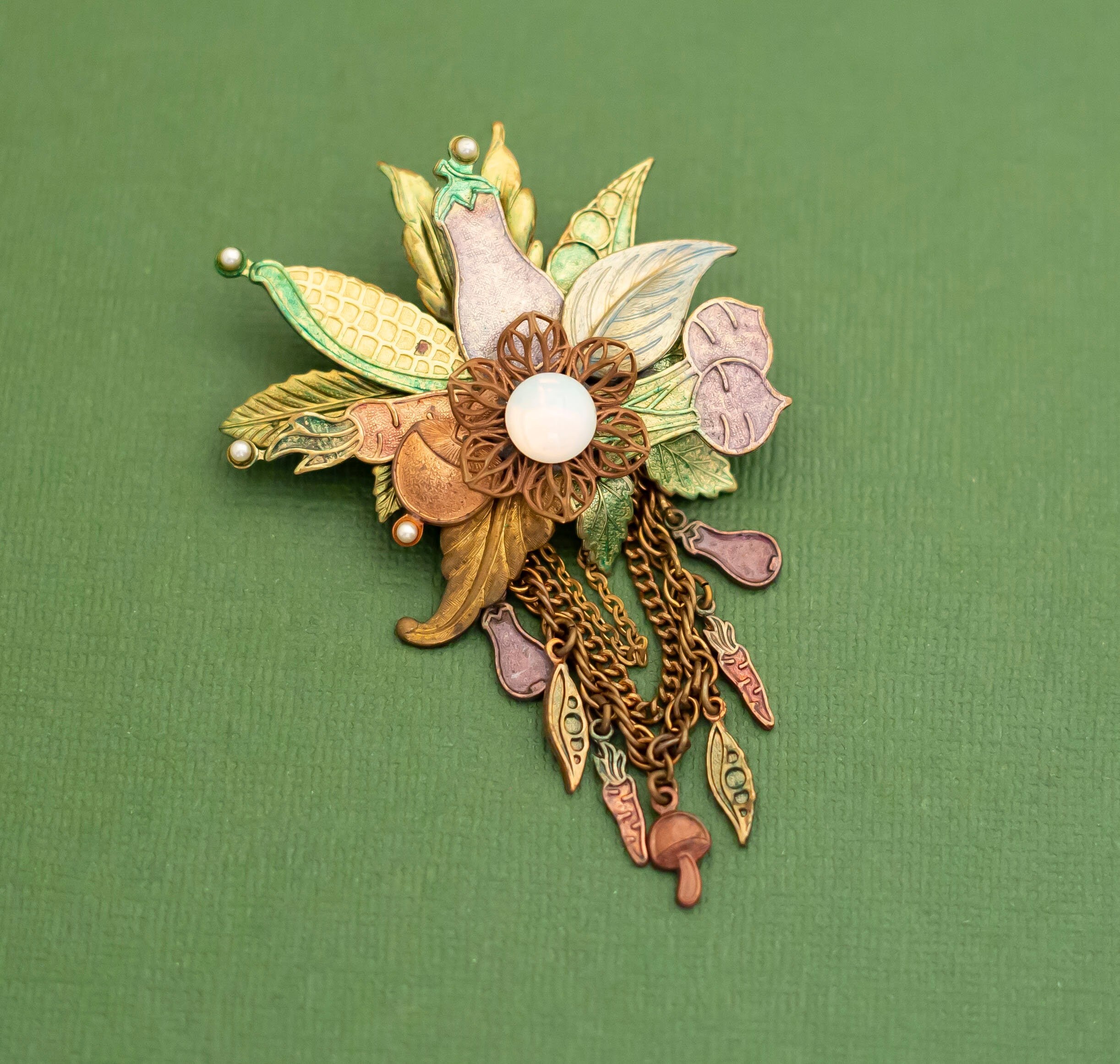 Broche Antique Dorée à Motifs Floraux - Bijou Vintage Occasion, Référence K4
