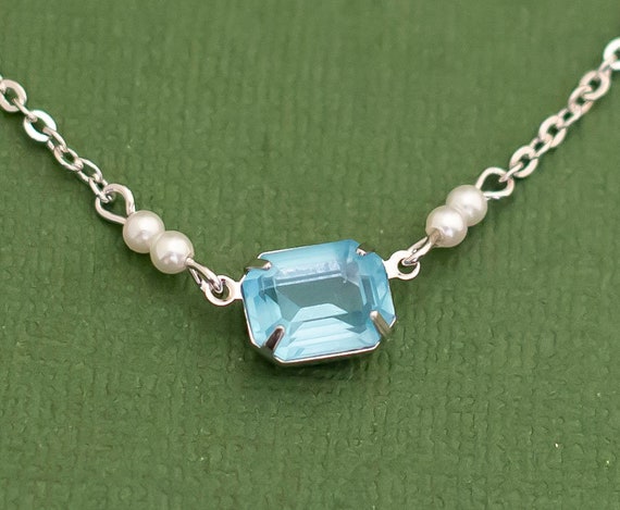 Blue Gemstone Pearl Choker Necklace 