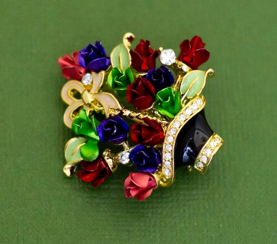 Vintage Roses Bouquet Brooch K29 - image 1