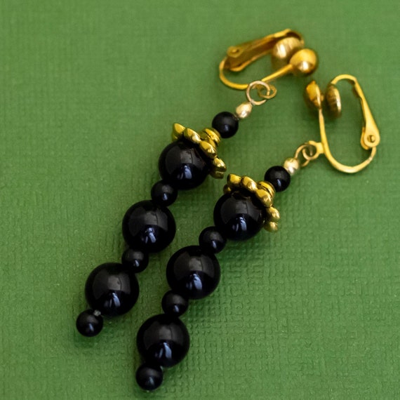 Vintage Black Beads Gold Tone Stylish Dangle Earr… - image 1