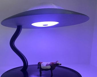 Retro Alien Unterteller Lampe