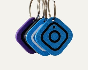 InstaTag Custom NFC Instagram Keychain, Tap to Share Your IG Profile, Personalized Social Media Keychain for Creators