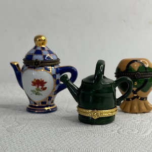Rui Hao Miniature Teapot Trinket Boxes Set of 3, Porcelain Hinged Keepsake Boxes, Blue and Green Tea Pot Collectibles