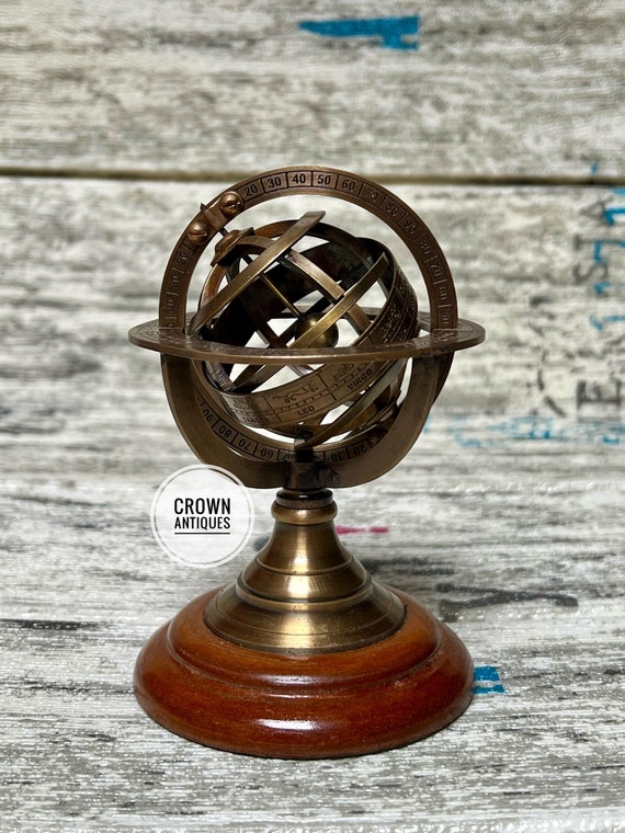 真鍮製天球儀：ヴィンテージスタイルの天球儀、デスク装飾 - Etsy 日本