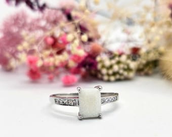 Breastmilk Rectangle Ring | Personalised Keepsake Jewellery | Sterling Silver Memory Ring | Adira