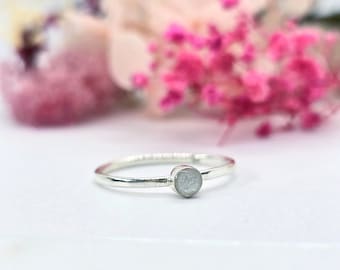 Breastmilk Dainty Ring | Minimalist Keepsake Jewellery | Sterling Silver Memory Ring | Lucy