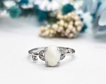 Breastmilk Leaf Ring | Personalised Keepsake Jewellery | Sterling Silver Memory Ring | Ivy