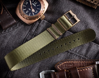 Herrajes de bronce: cinturón de seguridad ajustable en color verde militar, correa de reloj deslizante de un solo paso (20 y 22 mm), correa de reloj retro de aspecto vintage