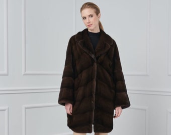 Real Mahogany Mink Fur Jacket Chevron Cut with Rever Collar