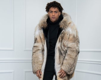Men&#39;s Coyote Fur Jacket with Hood Made of 100% Genuine Fur