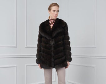 Dark Sable Fur Jacket with Rever Collar. Excellent Quality Fur. Zobel