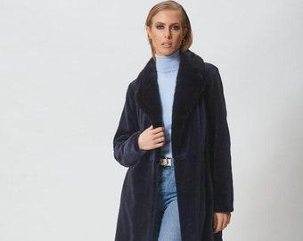 Abrigo corto de piel de visón azul marino