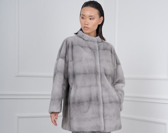 ジャケット・アウター half real mink coat , Mink fur jacket with fox fur collar and cuffs: FurSource.com
