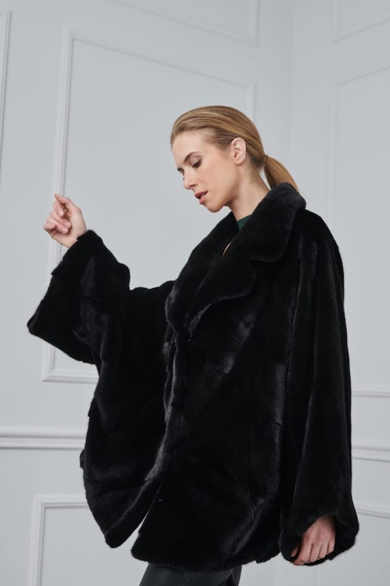 ブラックミンクファーシェブロンケープ - コペンハーゲンファー - Etsy