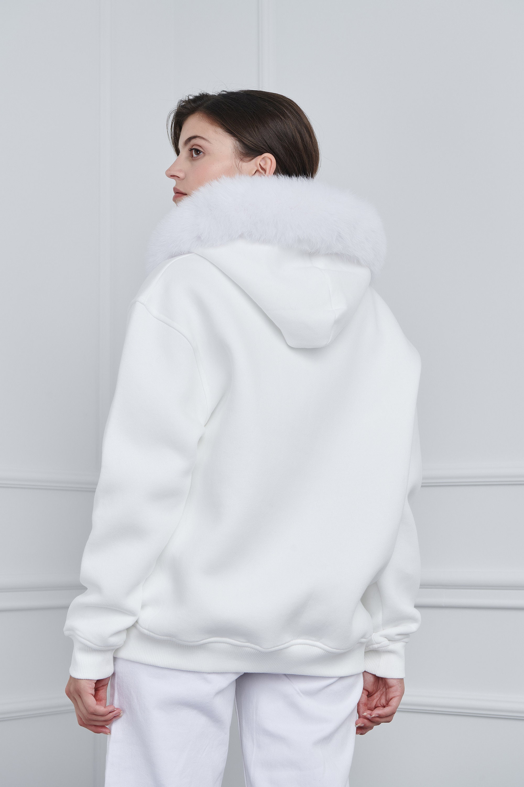 White Zip-up Sweatshirt With Fox Fur, Fluffy and Warm, Fox Fur Hoodie, Made of 100% Real Fur, Hoodie for Women, Fuchs - Etsy White Zip-up Sweatshirt With Fox Fur, Fluffy and Warm, Fox Fur Hoodie, Made of 100% Real Fur, Hoodie for Women, Fuchs - Etsy