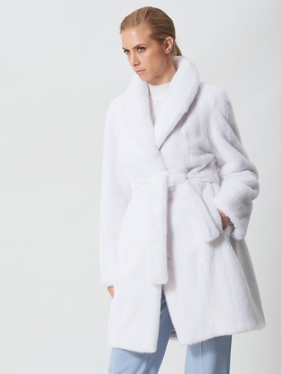 White Hoodie with Fox Fur - Shopifur