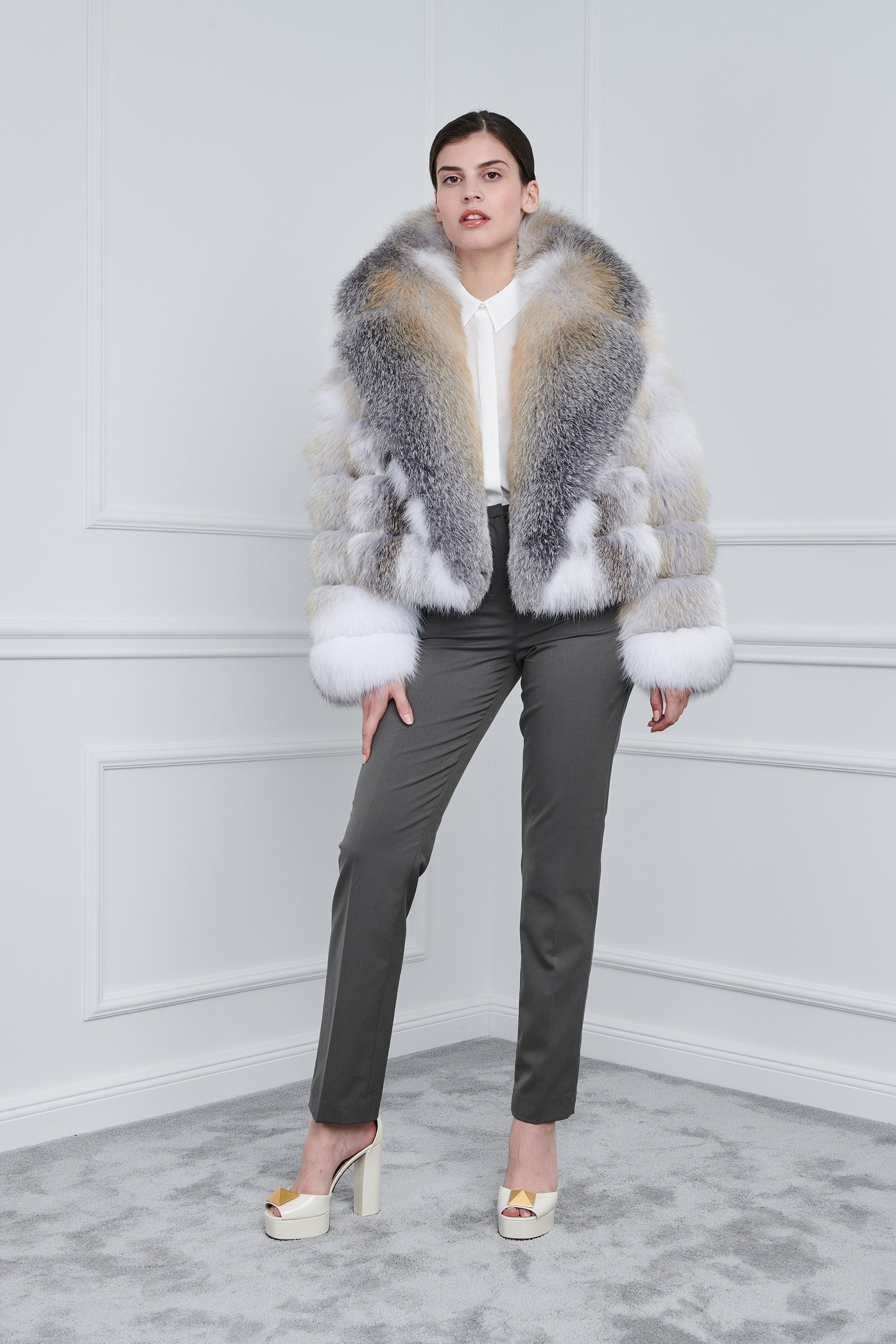 ジャケット・アウター andwang White mix fake fur coat long White mix fake fur coat
