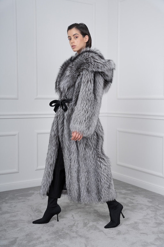 【シルバーFOX】スカンジナビア製シルバーFOXスキンオンスキンFURコート fox silver シルバーフォックス毛皮ファーコートL