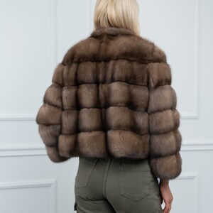 Lavander Sable Fur Cropped Jacket Back. Discover our sable collection, exceptional choices only for sable fur lovers, always tailor made for your needs. On the lining every label that indicates the quality and the origin of the skins.