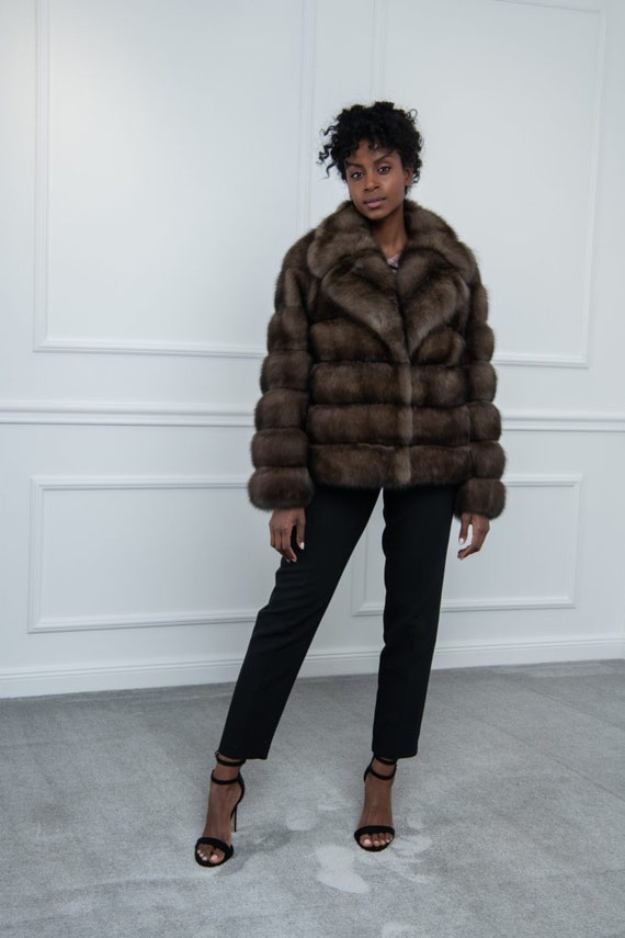 オールド　ディオール　エンバ　ショート丈　リアルファー　毛皮　ダークブラウン オールド ディオール エンバ ショート丈 リアルファー 毛皮 ダーク