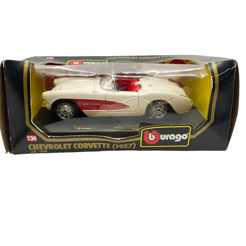 Modèle Réduit Die-cast Ford Capri Bburago - Échelle 1:24 - Roues Caoutchouc, Portes Ouvrantes