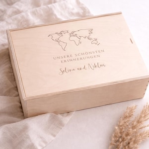 Personalisierte Erinnerungskiste Reise | Mit Namen & Weltkarte | Geschenke für Reiseliebhaber