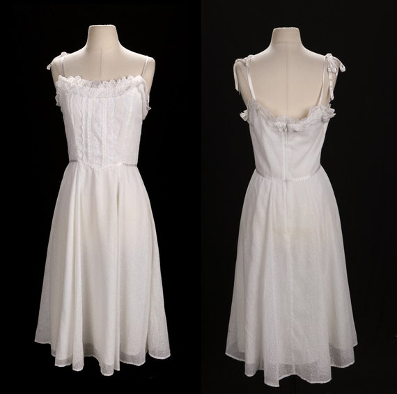 White prairie dress - Gem