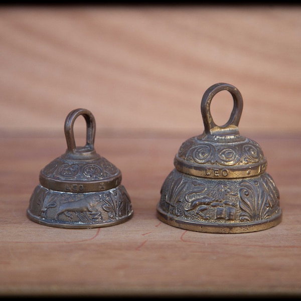 Paire de clochette, clochette de sanctuaire, cloche de table, collection, sanctuary bell