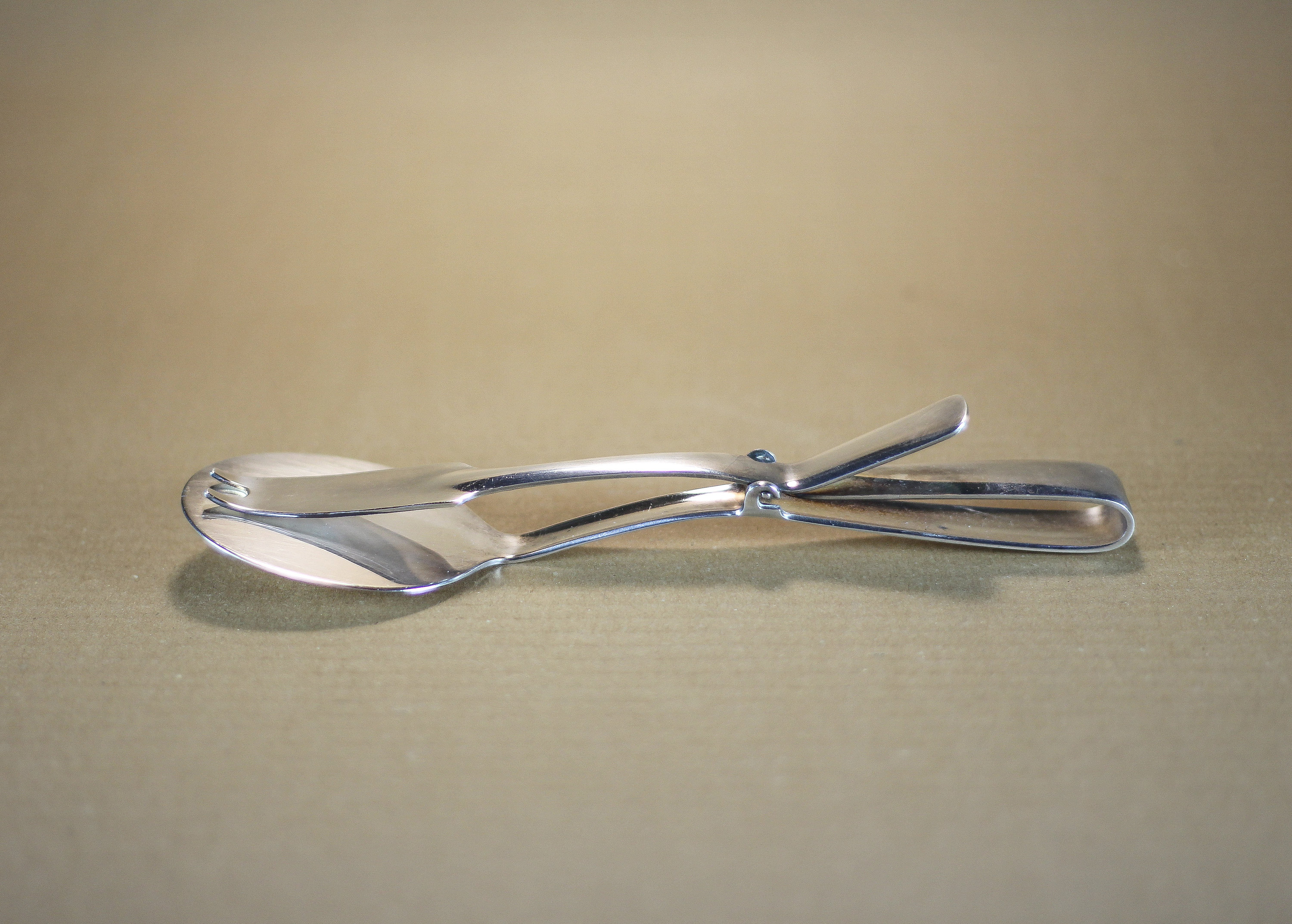 【フランス製／純銀】トング １点／No.8 フランス製／純銀】トング 1点／No.8 フランス製／純銀】トング