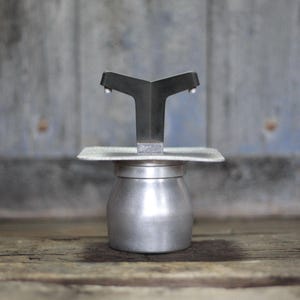 Guido Bergna italiensk espressobryggare med 4 koppar, mokakanna, aluminium, resebryggare, camping, samlarobjekt, kaffebryggare, 1960-talet