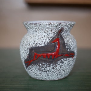 Vase céramique crispé avec motifs rupestre, vase granuleux vintage, cache-pot céramique, fat lava, déco intérieur, 60's