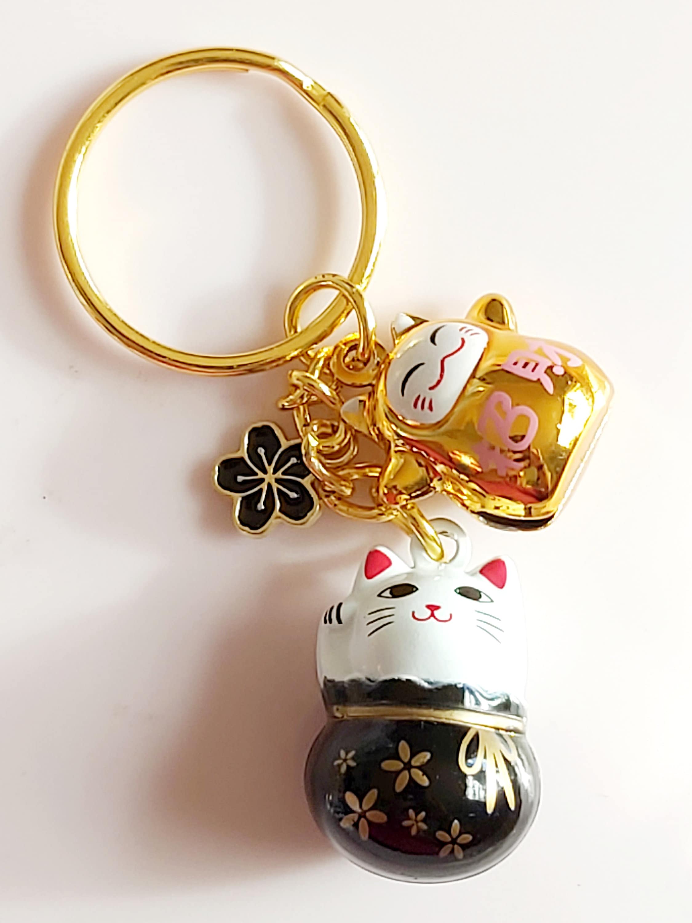 Bell♡　1207　♡ Golden Fortune Cat Bell Keyring: Maneki Neko Sakura Charm - Etsy