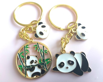 Brelok Panda: zawieszki emaliowane na złotym breloku