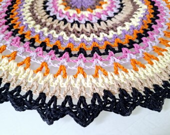 Centrino mandala all'uncinetto boho: cotone multicolore, cerchi concentrici da 16"