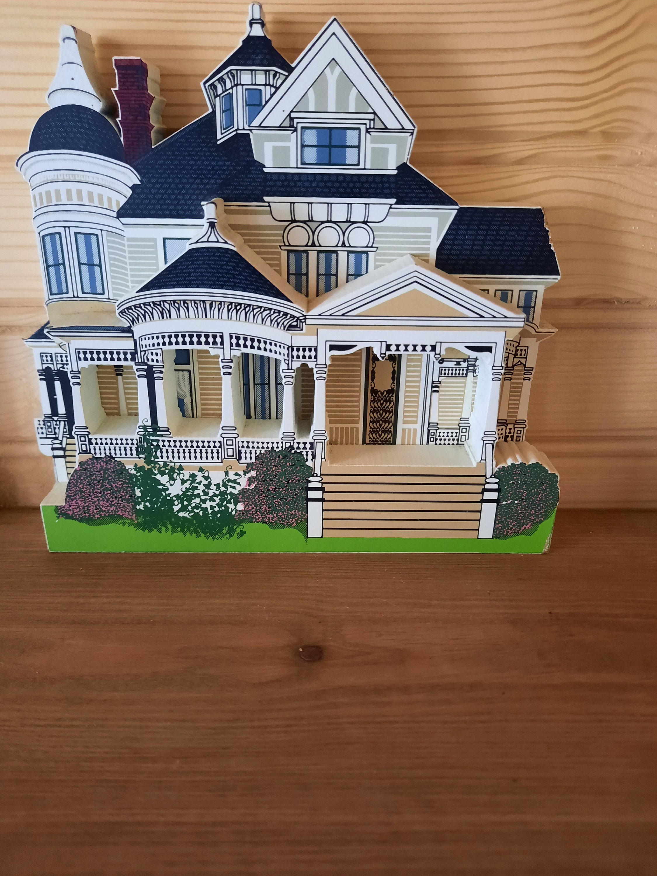 Sheila's House 1995 Christmas Inn, 1996 Pillow Thompson House, 1995