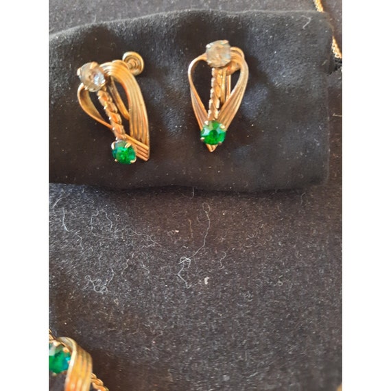 Vintage Necklace and Earring Set Marked V20-12K G… - image 4