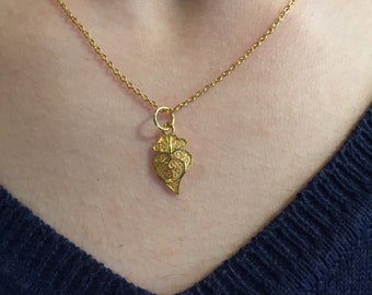 19,2k Solid gold Portuguese filigree viana heart pendant. Handmade gold pendant. Portuguese gold.
