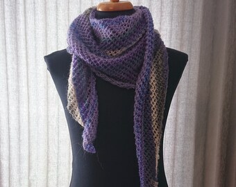 asymmetrisches Schultertuch gestrickt, Halstuch aus Shades of Winter von Schachenmayr® - Blau
