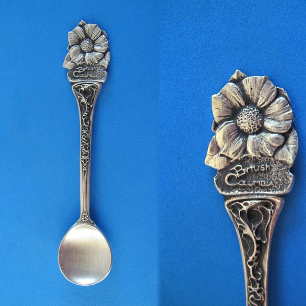 BRITISH COLUMBIA Souvenir Collector Spoon Vintage Collectible Canada BOMA Pewter Dogwood Flower