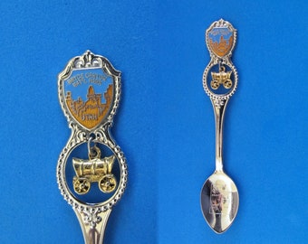 BRYCE CANYON National Park UTAH Souvenir Collector Spoon Vintage Collectible Pioneer Covered Wagon Charm